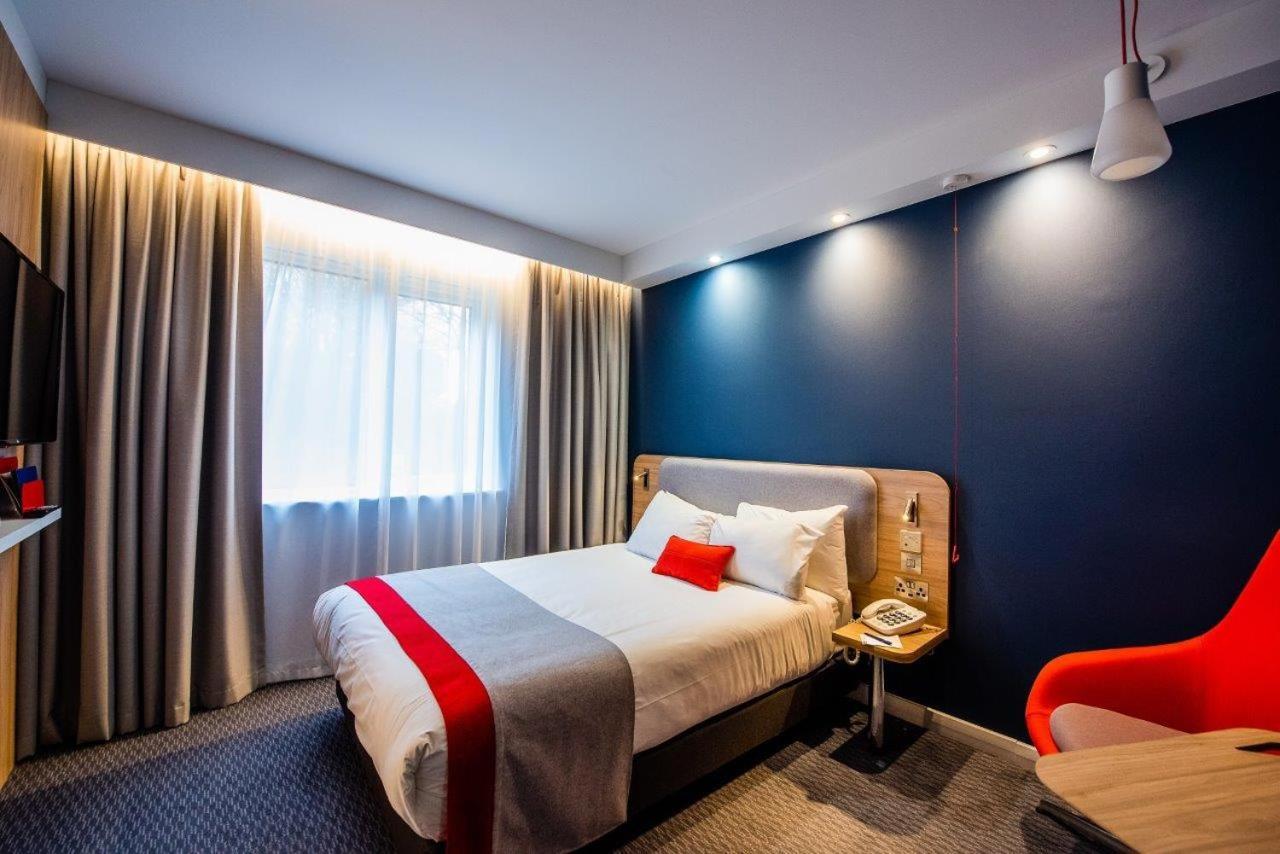 Holiday Inn Express Canterbury By Ihg Exterior foto