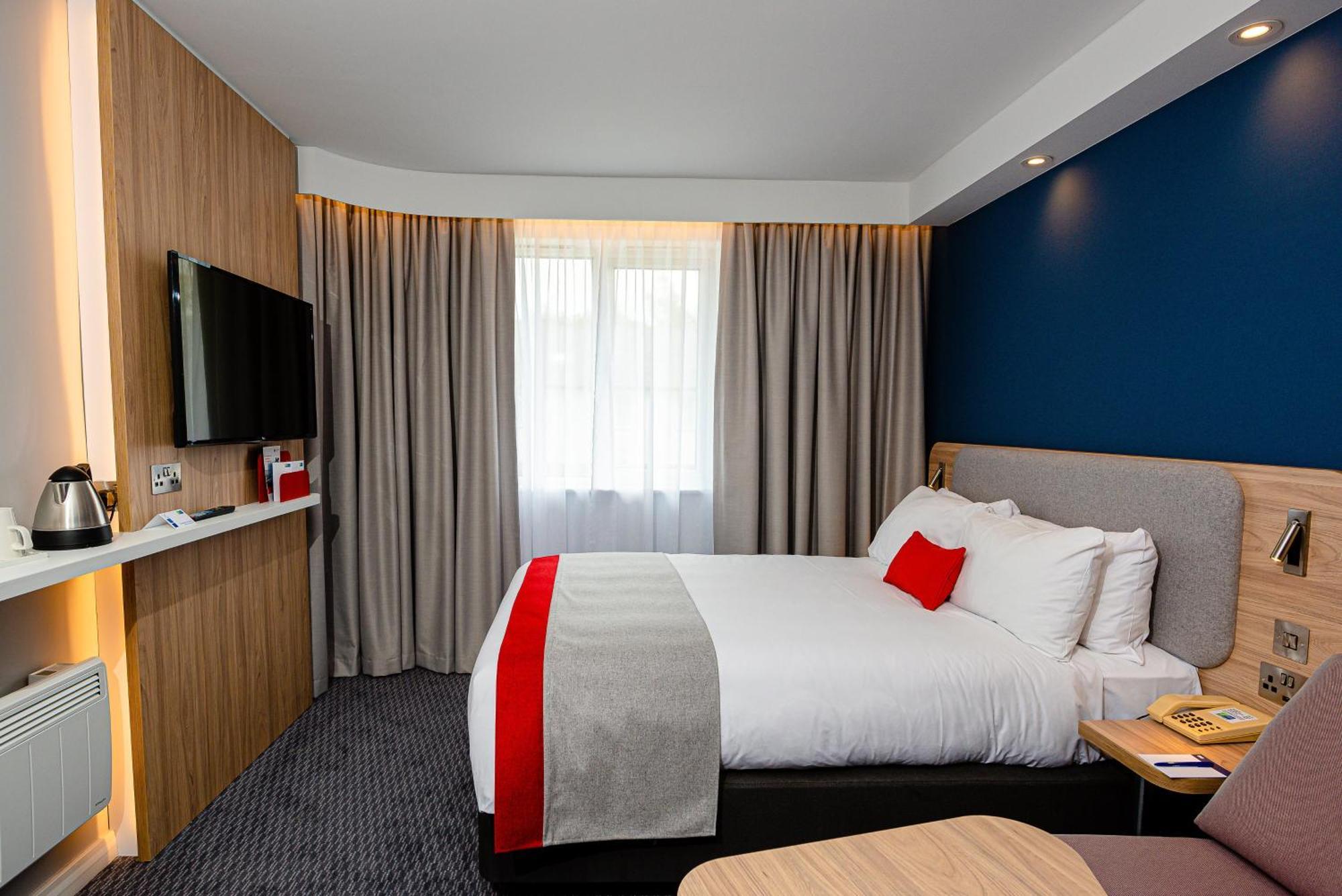 Holiday Inn Express Canterbury By Ihg Exterior foto