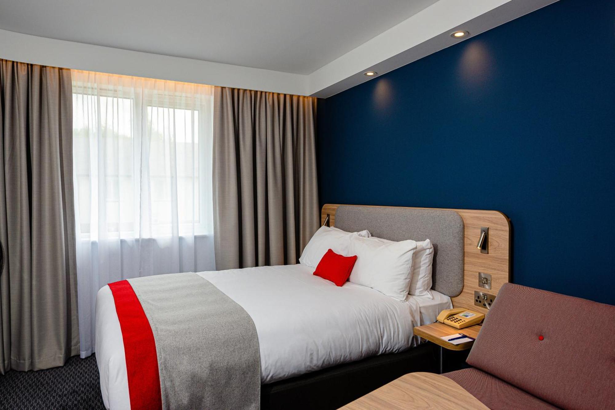 Holiday Inn Express Canterbury By Ihg Exterior foto