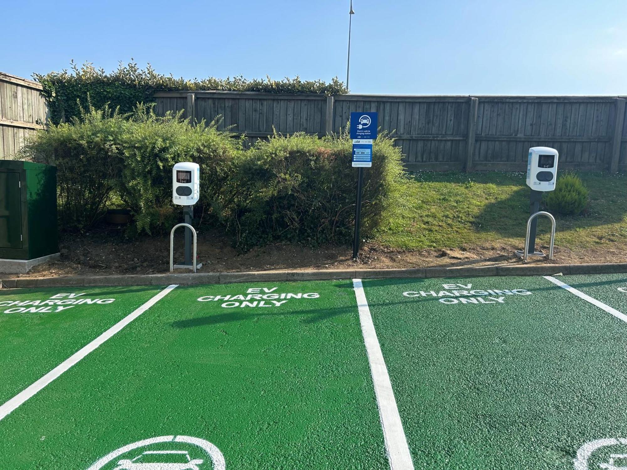 Holiday Inn Express Canterbury By Ihg Exterior foto