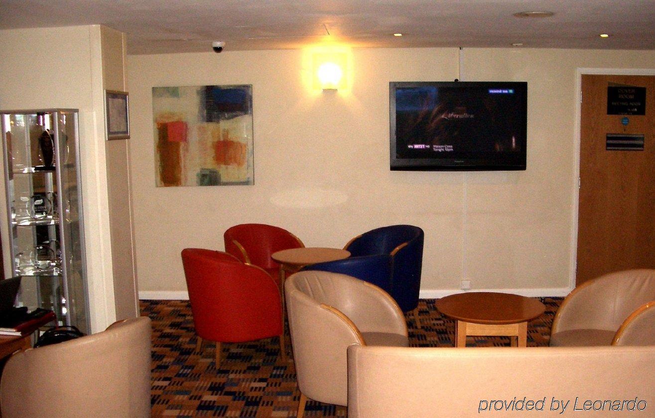Holiday Inn Express Canterbury By Ihg Exterior foto